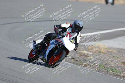 media/Feb-05-2023-Classic Track Day (Sun) [[c35aca4a42]]/Group 2/session 1 turn 9/